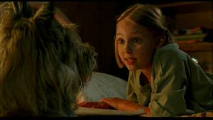 AnnaSophia Robb and the titular pooch from Because of Winn-Dixie